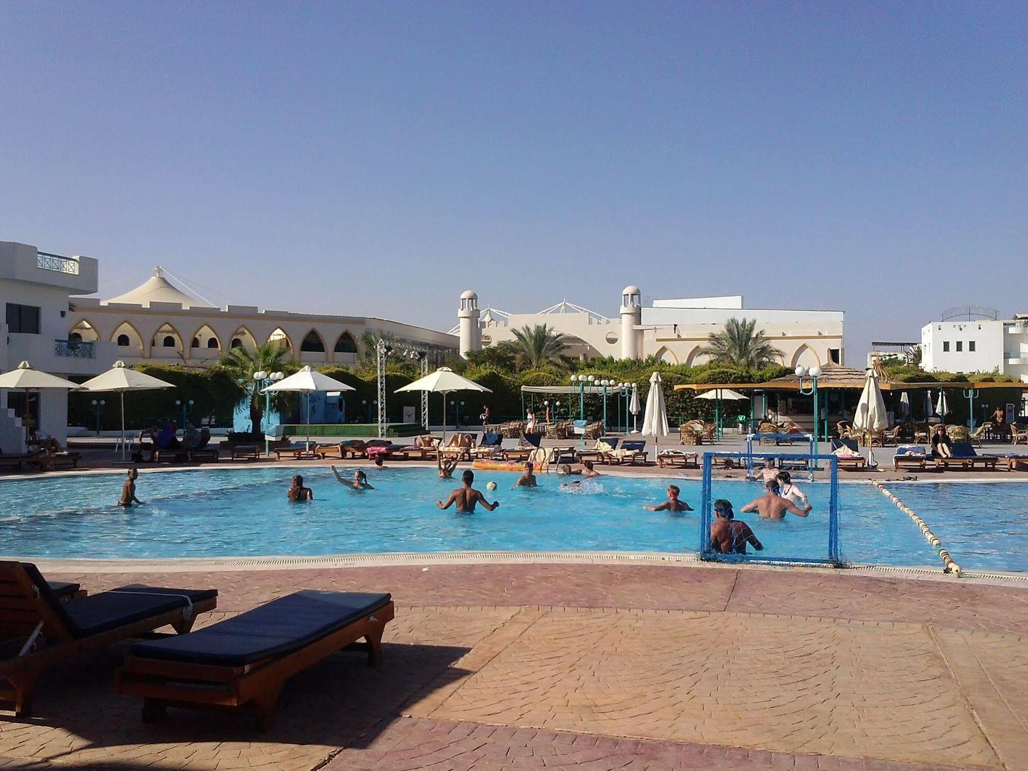 Sharm Cliff Resort Buitenkant foto